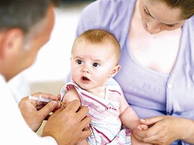 Quick treatment when children swallow chemicals by mistake